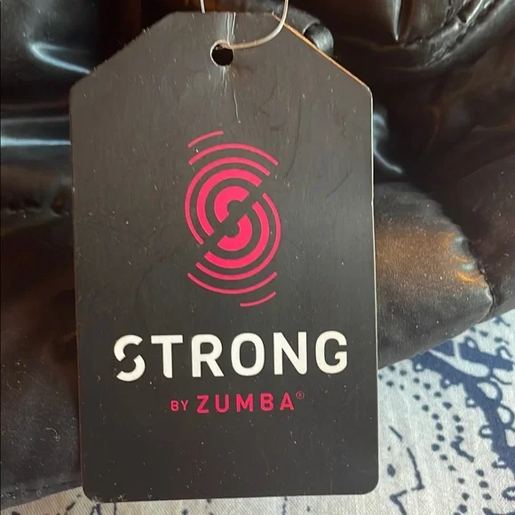 Strong by Zumba Fitness Black Quilted Duffel Bag - NWT - Picture 6 of 9